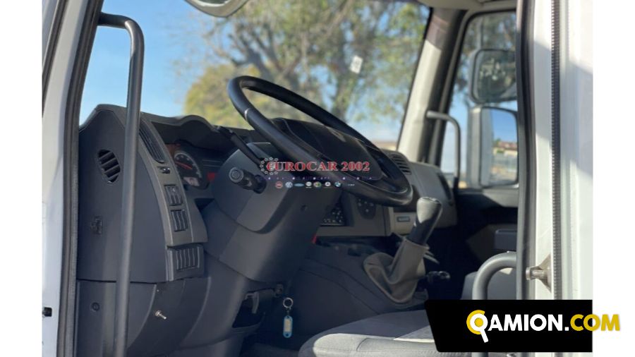 Renault Midlum 240 2 Assi 120 Q Midlum 240 2 Assi 120 Q | EUROCAR2002 S.R.L.S.