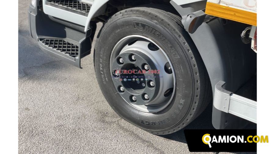 Renault Midlum 240 2 Assi 120 Q Midlum 240 2 Assi 120 Q | EUROCAR2002 S.R.L.S.