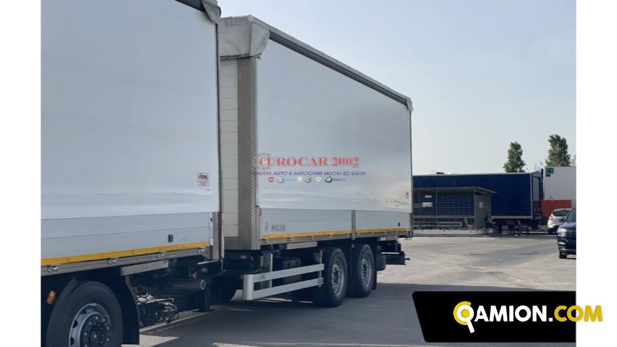 Iveco Stralis 500 Stralis 500 | EUROCAR2002 S.R.L.S.