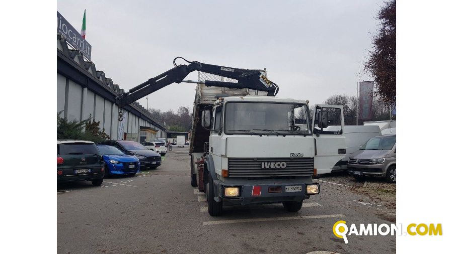 Iveco 175-24 GRU E RIBALTABILE 175-24 GRU E RIBALTABILE | Altro Cassone Ribaltabile