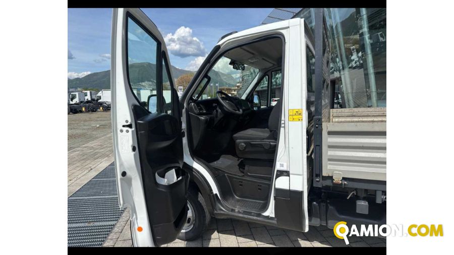 Iveco 35C11 - CASSONE RIBALTABILE TRILATERALE 35C11 - CASSONE RIBALTABILE TRILATERALE | Altro Altro | TENTORI