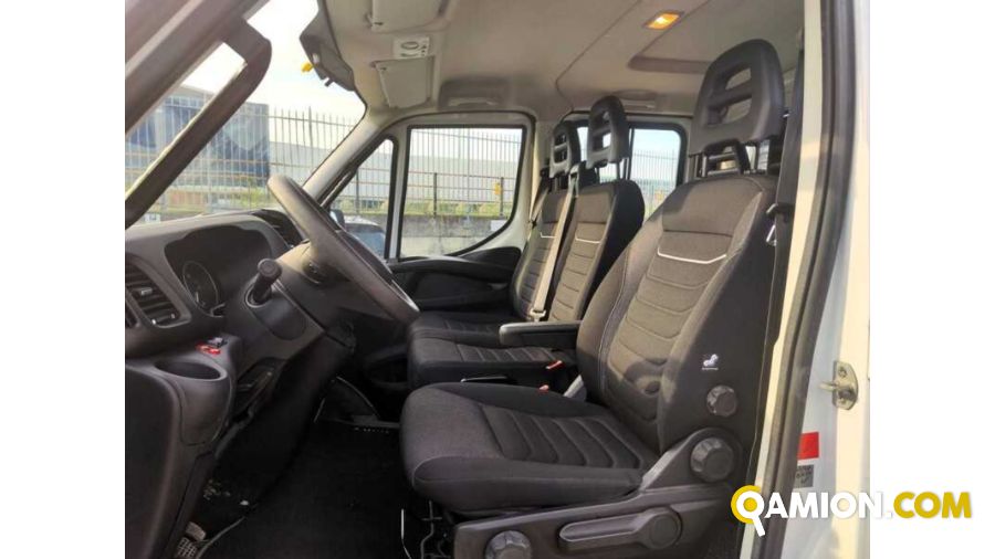 Iveco 35C14D 6+1 RIBALTABILE 35C14D 6+1 RIBALTABILE | Milano Industrial S.P.A.