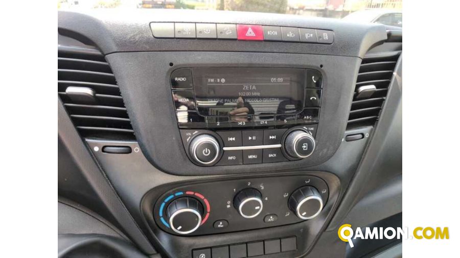 Iveco 35C12 RIBALTABILE 35C12 RIBALTABILE | Milano Industrial S.P.A.