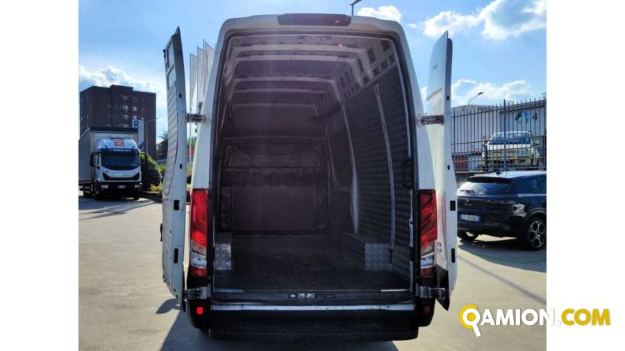 Iveco 35S14A8V H3 3520L | Milano Industrial S.P.A.
