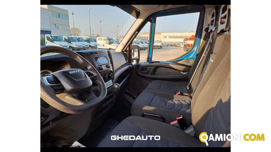Iveco Daily V 35.12 2019 daily 35 C12 3000 cab. E6d-temp | Leggeri <= 3,5 Altro | GHEDAUTO Veicoli Industriali S.r.l.