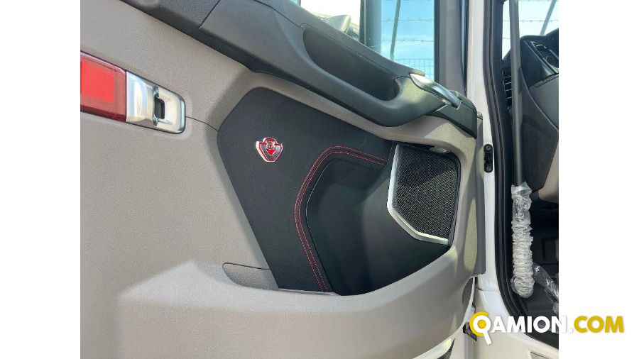 Scania R530 V8 | Motrice semirimorchio Altro | TOSCANDIA SPA