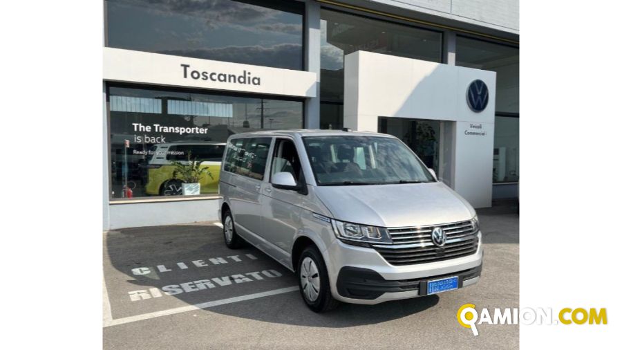 Volkswagen Caravelle  Comfort Line | Autocarro fino 7.5t Minibus | TOSCANDIA SPA