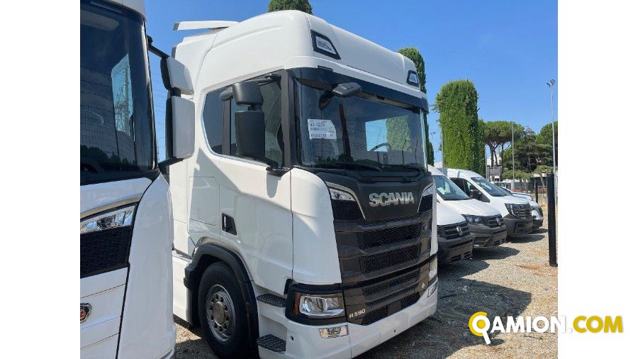Scania R590 V8 | Motrice semirimorchio Altro | TOSCANDIA SPA