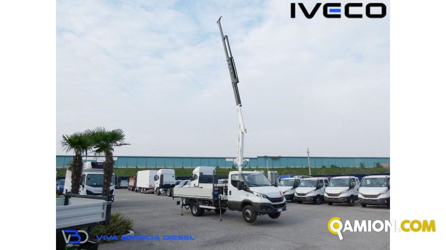 Iveco Medio   Daily 70C16 GRU e CASSONE FISSO | Autocarro fino 7.5t Carrellone | VIVA BRESCIA DIESEL SPA