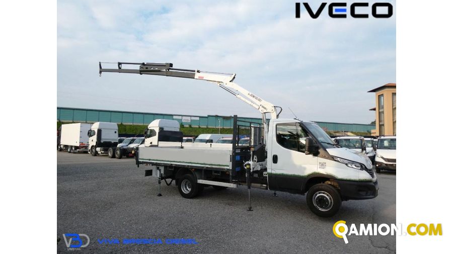 Iveco Medio   Daily 70C16 GRU e CASSONE FISSO | Autocarro fino 7.5t Carrellone | VIVA BRESCIA DIESEL SPA