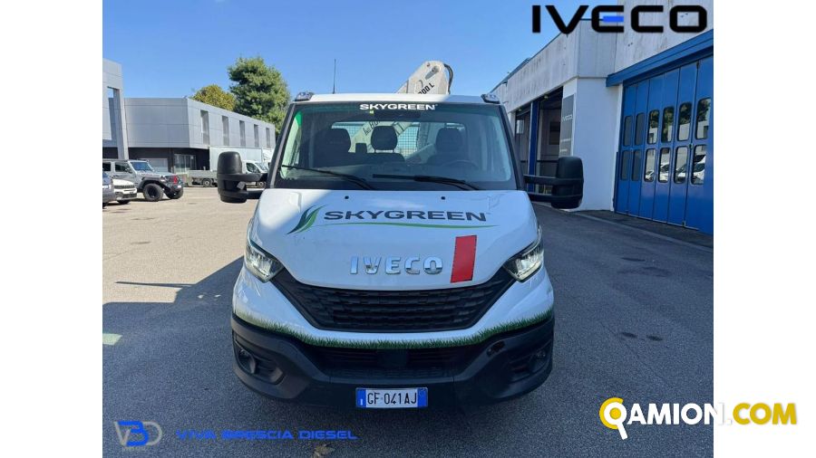 Iveco Medio   Daily 70C16 GRU e CASSONE FISSO | Autocarro fino 7.5t Carrellone | VIVA BRESCIA DIESEL SPA