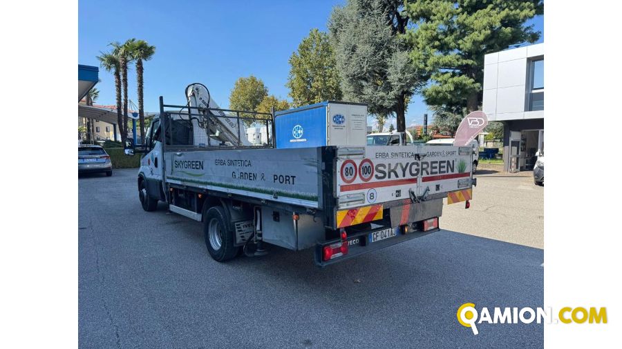 Iveco Medio   Daily 70C16 GRU e CASSONE FISSO | Autocarro fino 7.5t Carrellone | VIVA BRESCIA DIESEL SPA