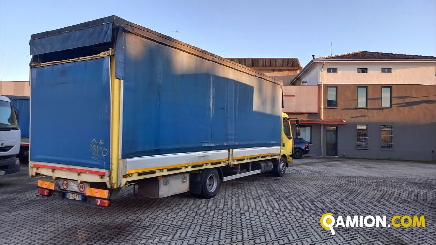 Renault MIDLUM midlum 220 | LO.MA.CAR. DI MARANI ALBERTO E CARLO SNC