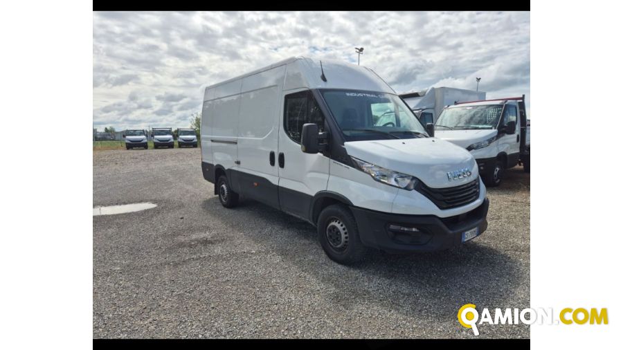 Iveco 35S14v - Van 33S/35S Daily 4x2 MY2021 | Leggero Furgone > 35 q.li Furgone di serie / Van | ARA 1965 SpA