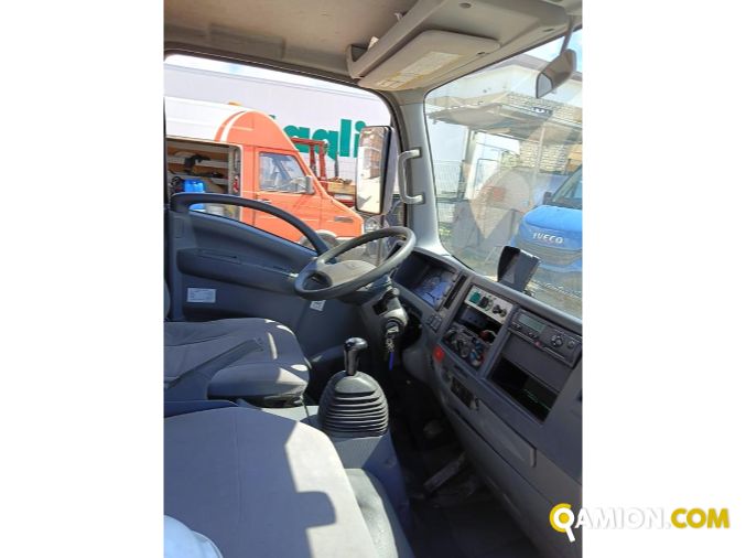 Isuzu M55 M55 | S.G. TRADING S.R.L.