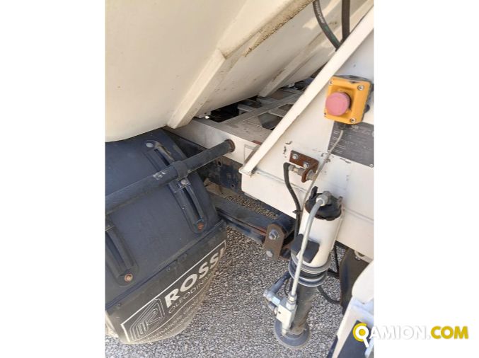 Isuzu M55 M55 | S.G. TRADING S.R.L.