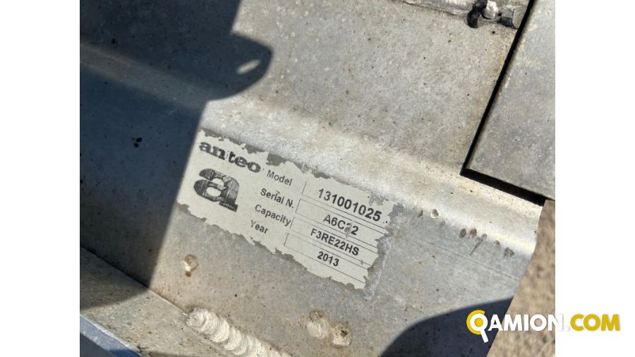 Scania 94D 94D | S.G. TRADING S.R.L.