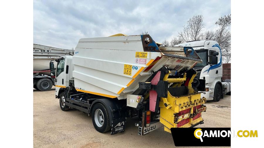Isuzu P75 p75 | Altro Altro | S.G. TRADING S.R.L.