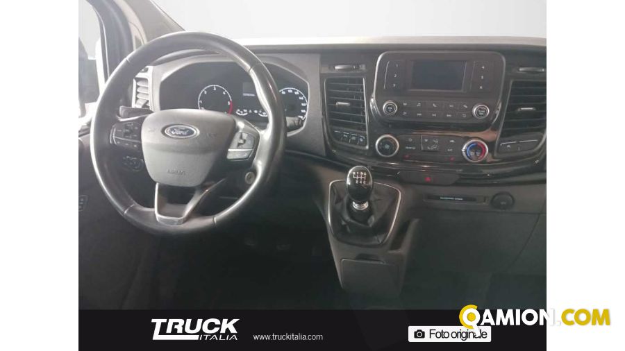 Ford Tourneo Custom 320 2018 tourneo custom 320 2.0 tdci 130cv Trend L1H1 E6 | Altro Altro | Truck Italia S.p.a.