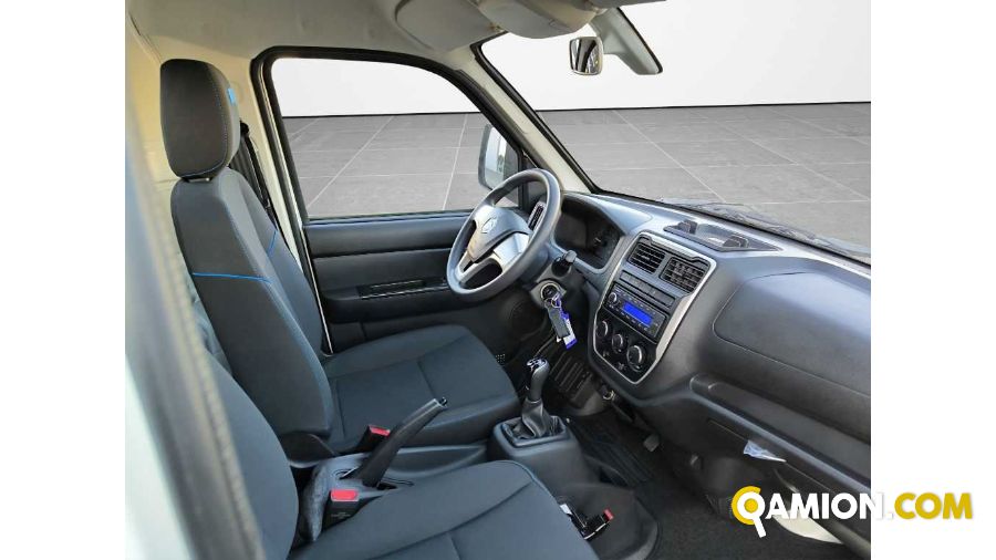 Piaggio NP6  NP6 TWB CHAS 325 LR LPG TOP WHITE | Altro Altro | Truck Italia S.p.a.