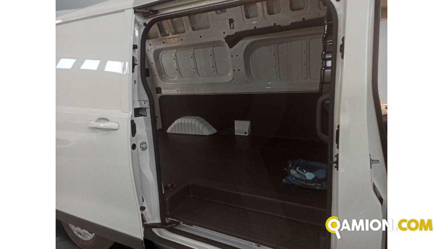 Koelliker Maxus E-Delivery 7 Cargo Van L2H2/88kWh | Altro Altro