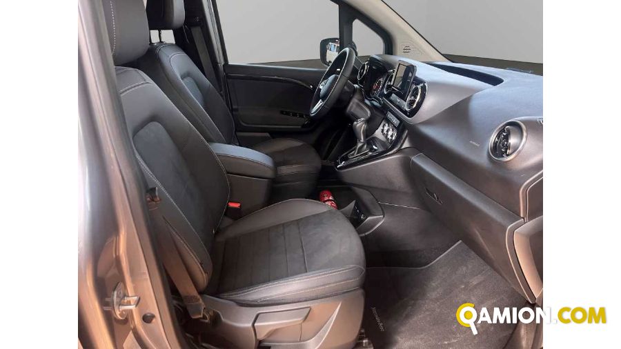 Mercedes-Benz VC EQT 200 | Altro Altro