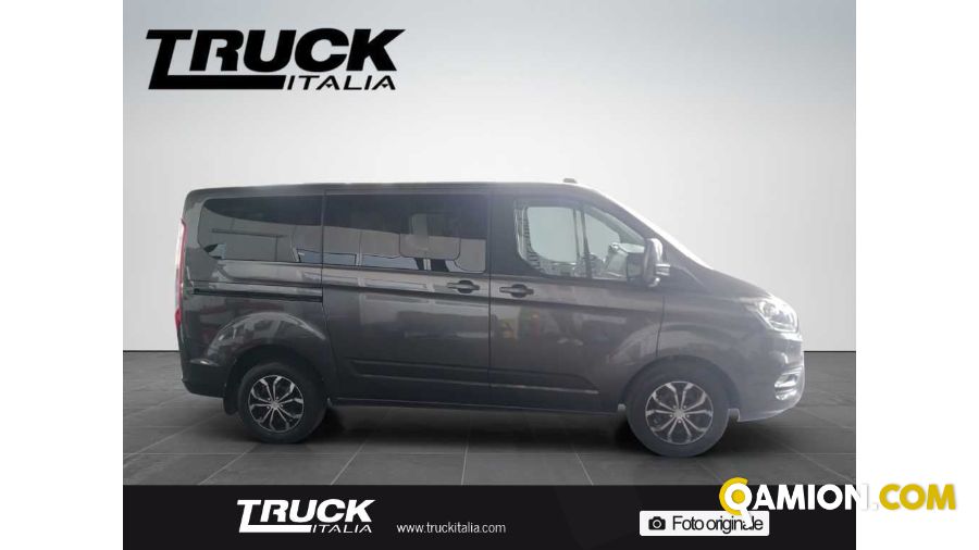 Ford Tourneo Custom 320 2018 tourneo custom 320 2.0 tdci 130cv Trend L1H1 E6 | Altro Altro | Truck Italia S.p.a.