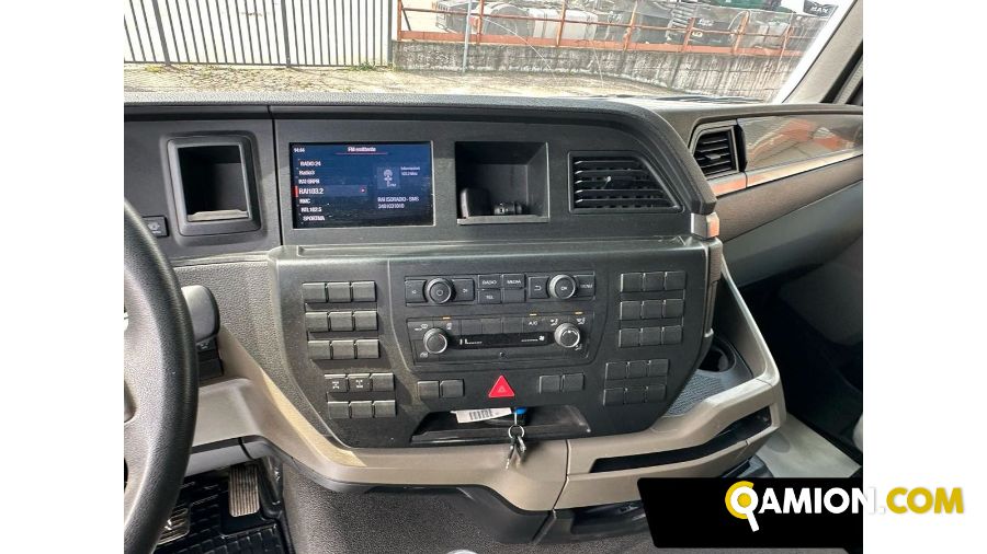 Man TGS 8x4 Ribaltabile trilaterale 2022 | USED TRUCK S.R.L.