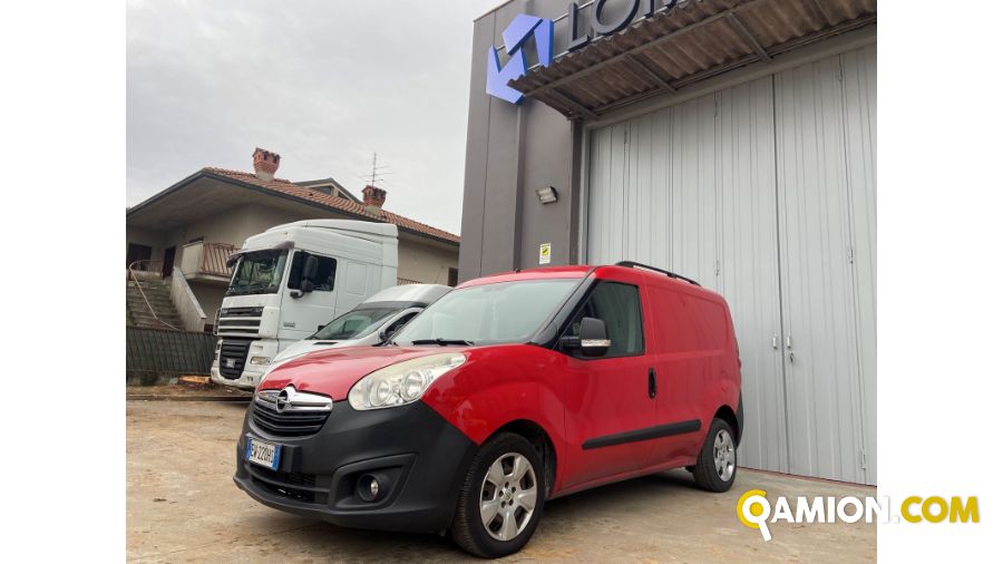Opel COMBO combo | Lombarda Trucks Center S.R.L.