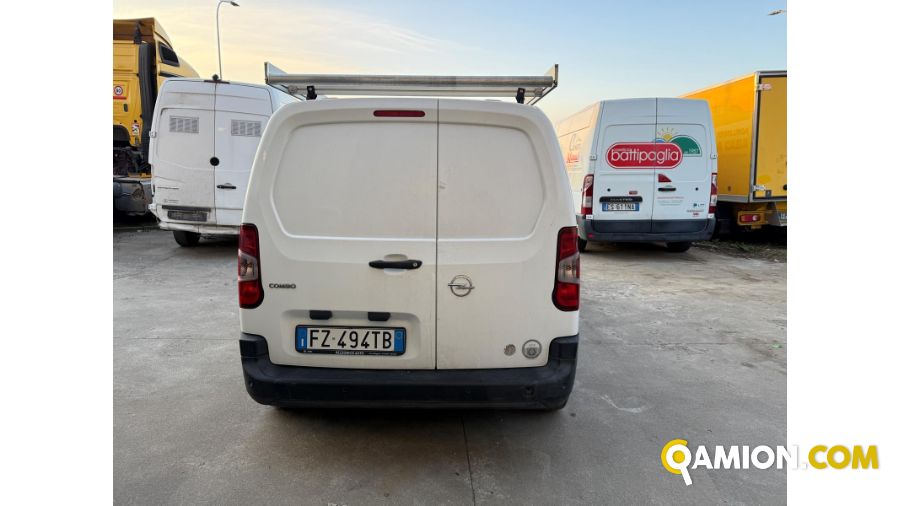 Opel COMBO combo | Lombarda Trucks Center S.R.L.