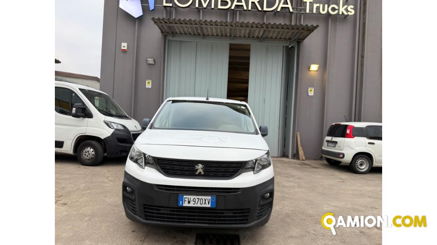 Peugeot Partner 1.6 bluehdi 100cv L1  Partner 1.6 bluehdi 100cv L1  | Lombarda Trucks Center S.R.L.