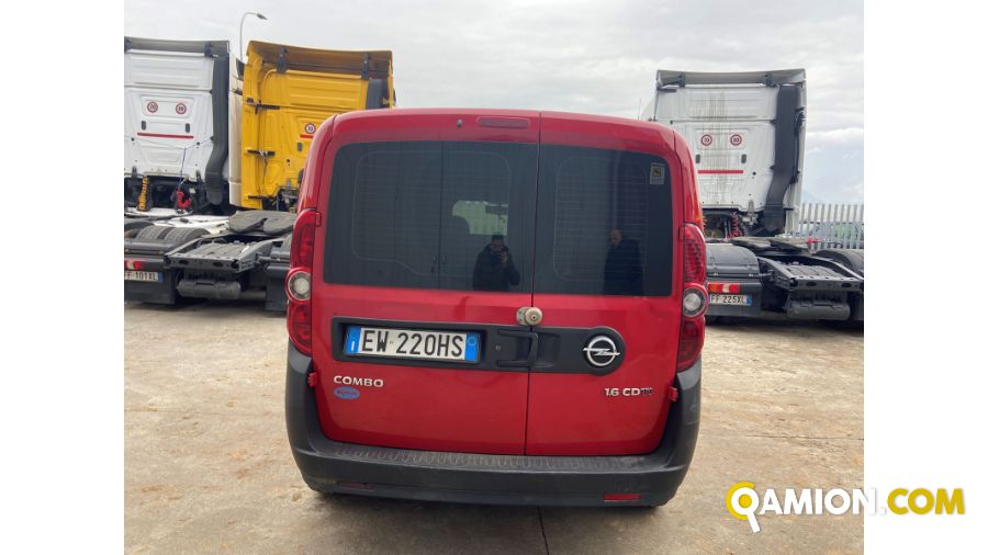 Opel COMBO combo | Lombarda Trucks Center S.R.L.
