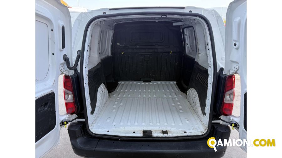 Opel COMBO combo | Lombarda Trucks Center S.R.L.