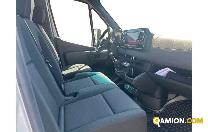 Mercedes SPRINTER 519 Telaio 37/50 | Leggero Furgone <= 35 q.li Altro | Merbag S.p.A.