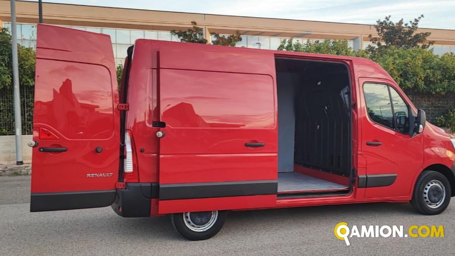 Renault Master III 35 FWD E6 2016 Master III 35 FWD E6 2016