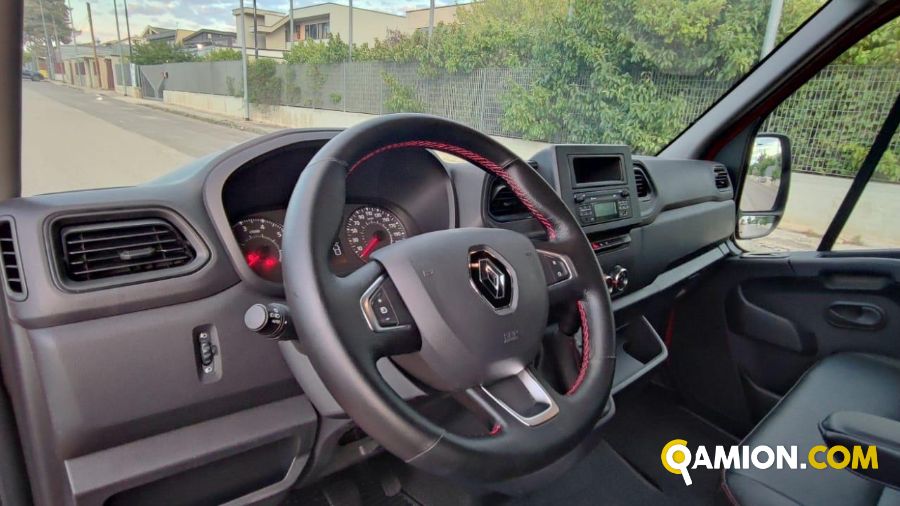 Renault Master III 35 FWD E6 2016 Master III 35 FWD E6 2016