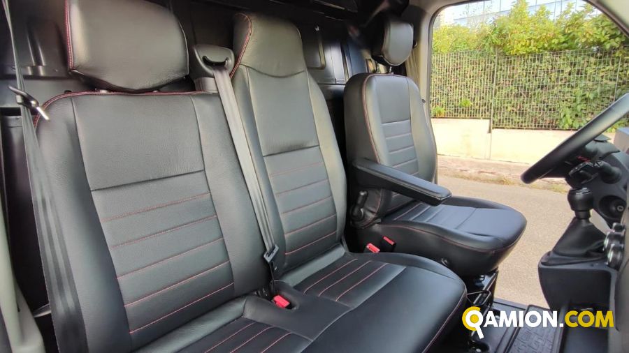 Renault Master III 35 FWD E6 2016 Master III 35 FWD E6 2016