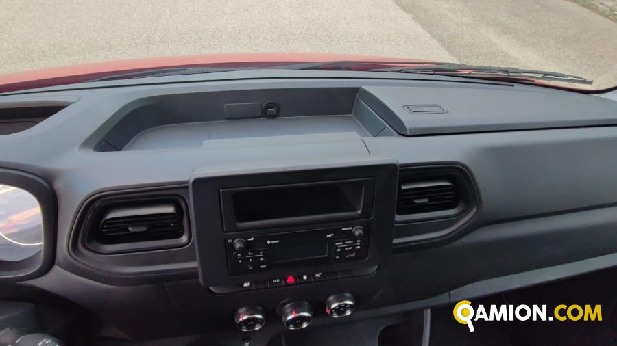 Renault Master III 35 FWD E6 2016 Master III 35 FWD E6 2016