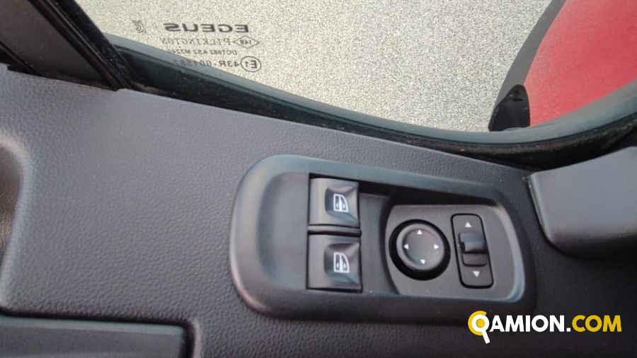 Renault Master III 35 FWD E6 2016 Master III 35 FWD E6 2016