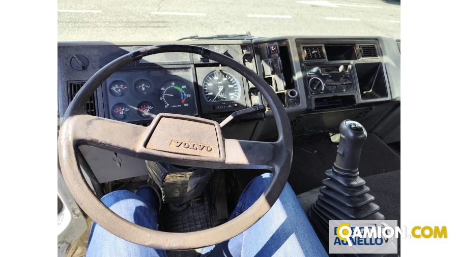Volvo FL6 FL6 | Motrice Cassone Ribaltabile con gru | Borgo Agnello S.p.A.