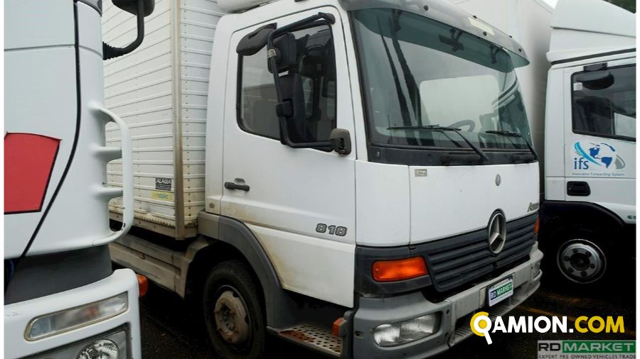 Mercedes MB 818 CABINATO | Leggero Cabinato > 35 q.li Furgonato con sponda | ROMANA DIESEL SPA