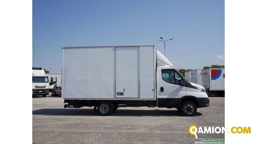 Iveco 35C14 CABINATO | Leggero Cabinato <= 35 q.li Furgonato con sponda | ROMANA DIESEL SPA