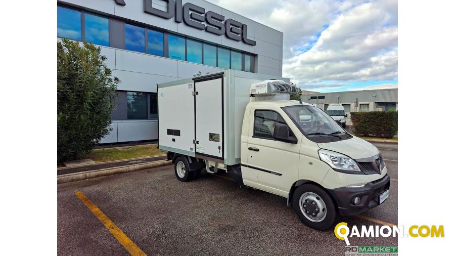 Piaggio PORTER CABINATO | Leggero Cabinato <= 35 q.li Isotermico / coibentato | ROMANA DIESEL SPA