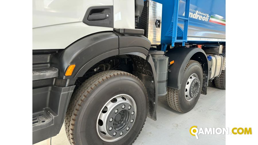 Iveco T-WAY AD410T51