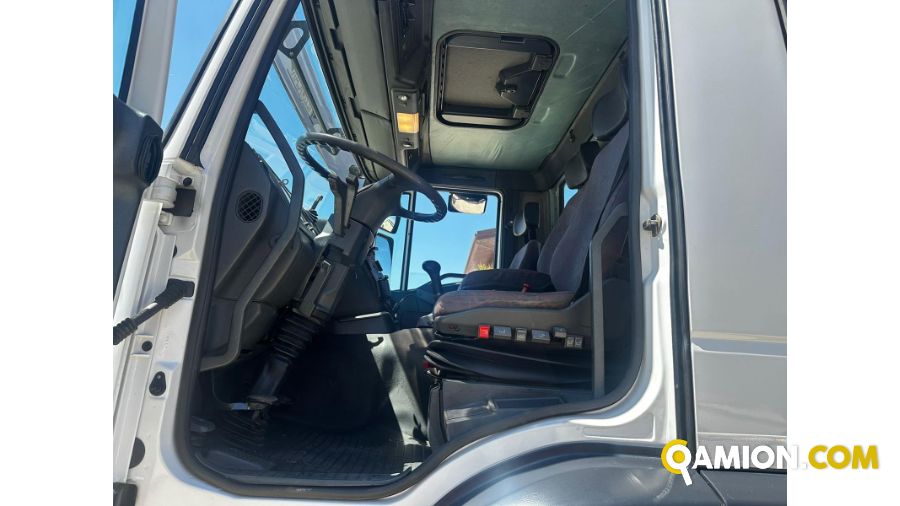 Iveco EUROTRAKKER eurotrakker 380e44