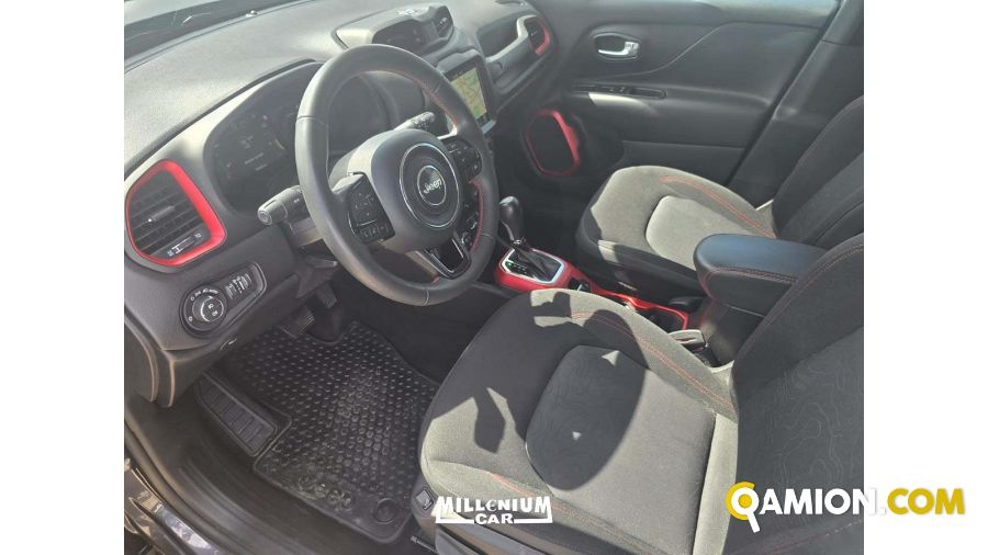 Jeep Renegade Renegade | Millenium Car