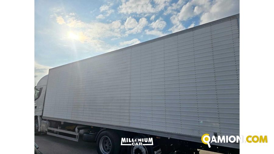 Iveco Stralis 260 AS Stralis 260 AS | Millenium Car