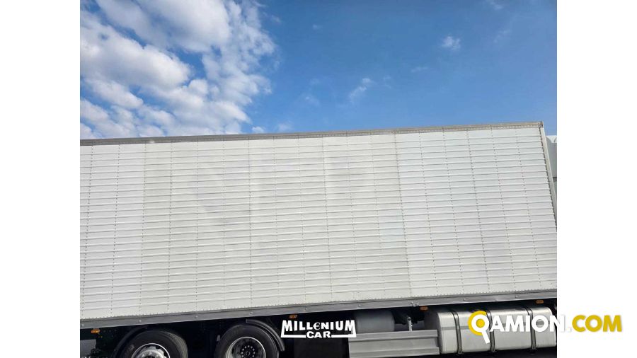 Iveco Stralis 260 AS Stralis 260 AS | Millenium Car