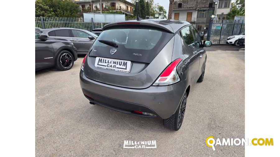 Lancia Ypsilon Ypsilon | Millenium Car