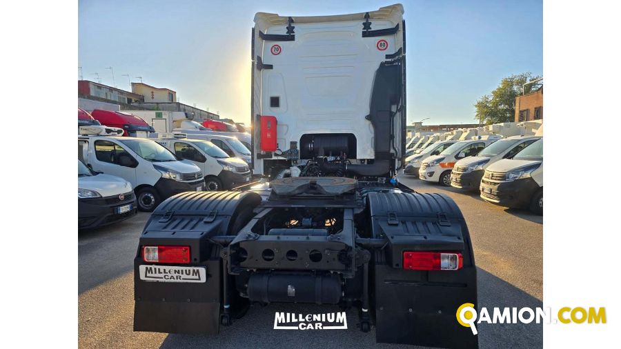 Ford FMAX 500 WHITE PACK MEG CAB FMAX 500 WHITE PACK MEG CAB | Millenium Car